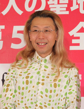 假屋崎省吾氏、美輪明宏さんを追悼「ぽっかり心に穴があいたよう」「小学校からのファンでした」　２ショットも
