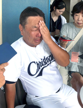 【高校野球】大阪桐蔭では代行として甲子園で指揮　田中公隆監督が優勝に思わず涙「重圧もあった」　聖隷クリストファーの「監督」として聖地へ