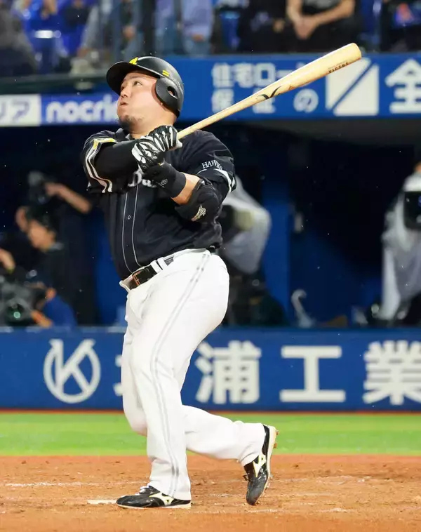 【日本シリーズ】ソフトバンクが王手かけるか　「キーポイント」の第３戦　２年前は連勝→４連敗で終戦　第２戦で同点ソロの山川穂高が「６番・一塁」で出場