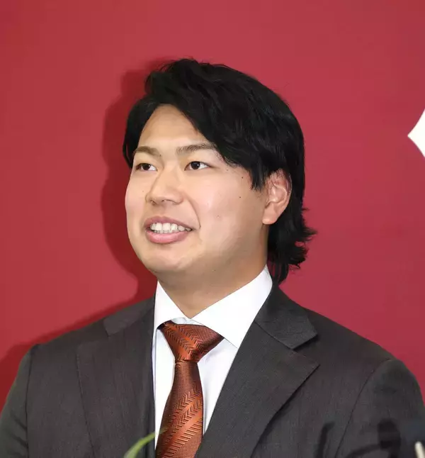 【巨人】現役ドラフトで日本ハムから加入の松浦慶斗が入団会見「右の（田中）瑛斗、左の慶斗に」　背番号は５４