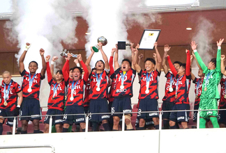 鹿島ユース３冠「この場を借りて３年生に感謝伝えたい」指揮官が１、２年生中心のチーム支えた最高学年に感謝