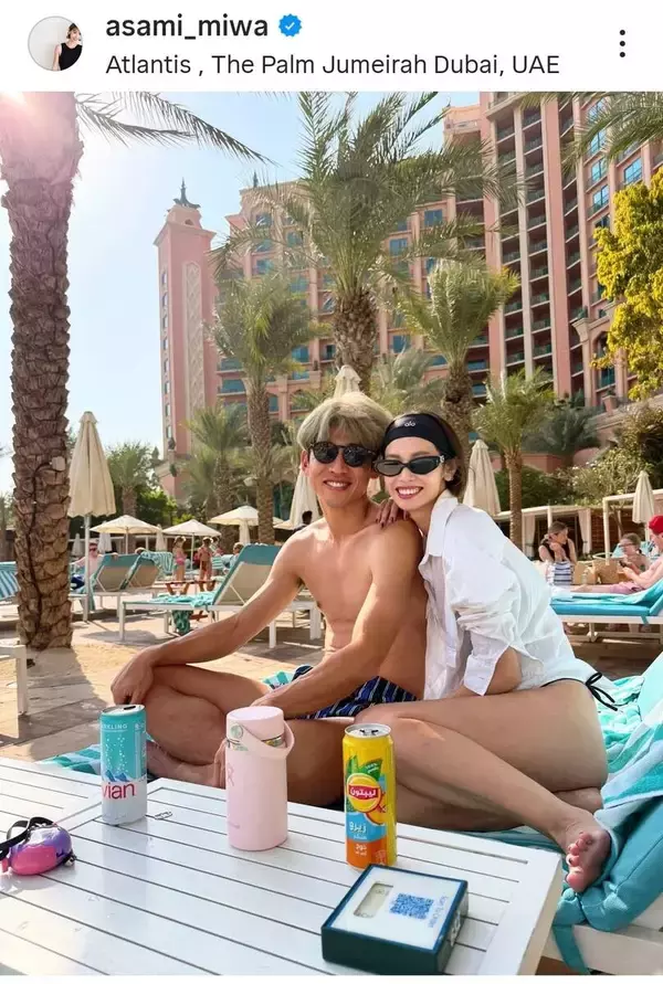 「マジカッケぇ～！」大迫勇也＆モデル妻　密着ラブラブ！娘２人の姿も公開「足が長い～」ドバイ満喫