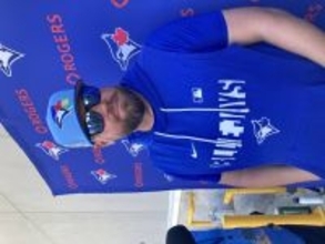 ブルージェイズ監督　岡本和真は「ユーモアのセンスがある。チームの“お気に入り”」と明かす　スペイン語も話せる！？