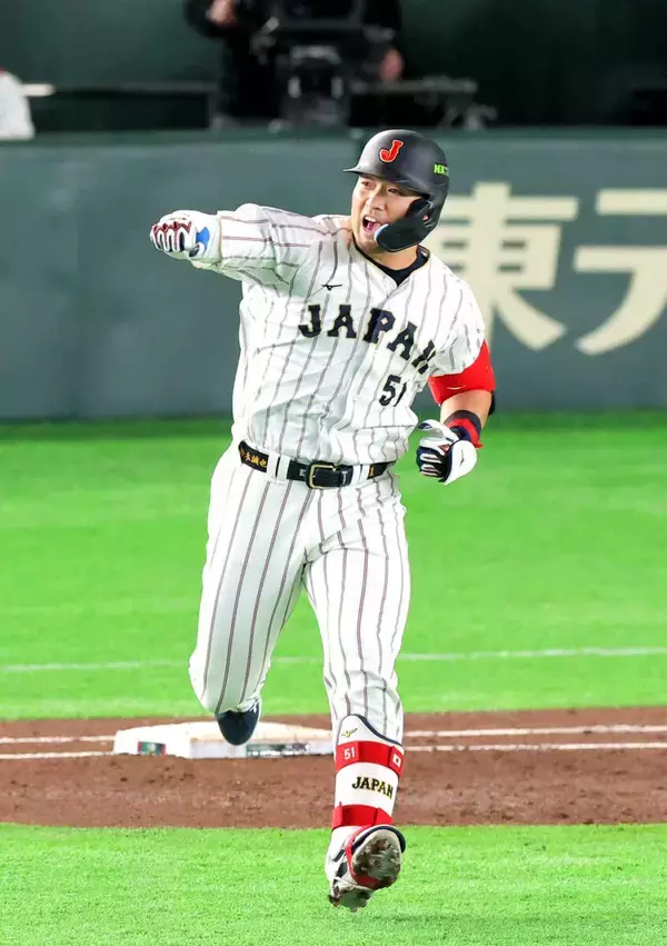 侍ジャパン・鈴木誠也「負けている展開でもみんな元気を出している」「前回の悔しさもある」ヒーロー一問一答