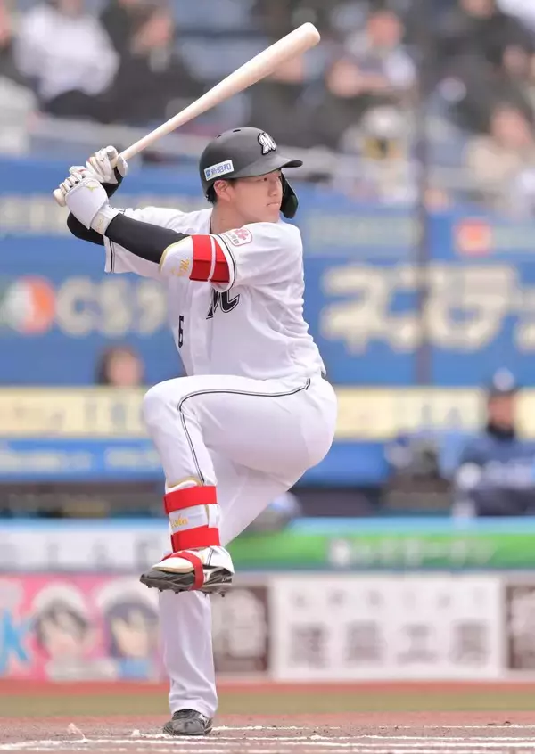 【ロッテ】西川史礁が１軍合流　試合前練習に参加「けがも順調に回復しています」　都城キャンプで右腕に違和感