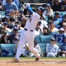 大谷翔平、３打席目は右翼線に打球速度１７５キロの高速二塁打　難敵・今永からマルチ安打！