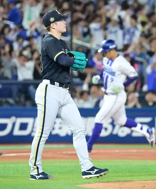 【オリックス】痛恨！！　吉田輝星が１１試合目で初連投も逆転３ラン被弾　昨年３月に右肘トミー・ジョン手術　椋木蓮がベンチ外で