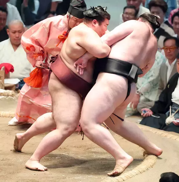 獅司、熱海富士との３敗対決に敗れて初Ｖの可能性が消える「獅司の悪い相撲になってしまった」