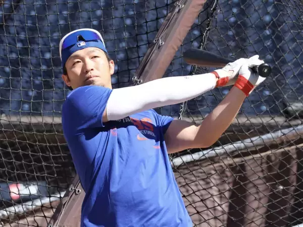 鈴木誠也「存分に楽しみたい」　３０日からＰＳ初陣パドレスと激突「紙一重の戦いになる」　フリー打撃で快音、２３スイングでサク越え９本