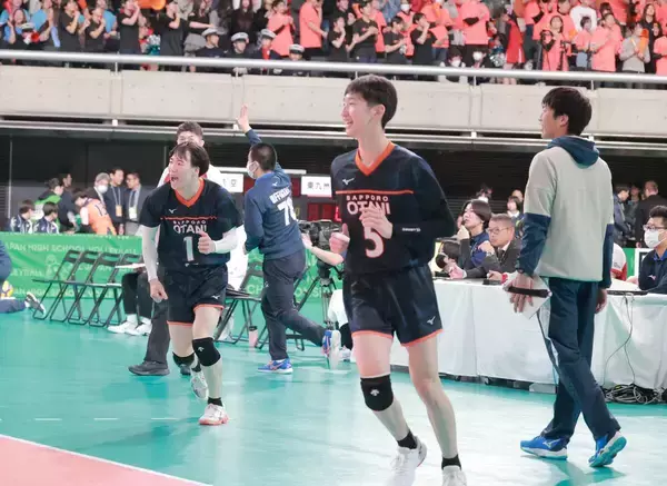 【春高バレー】札幌大谷は初戦敗退　強豪・清風に敗れ、遠山吹輝主将「実力が相手の方が上だった」