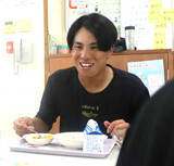 「プロ選手が持つ無形の力を再認識　沖縄離島振興プロジェクトに巨人・門脇誠が昨年１２月参加」の画像1