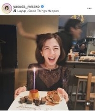 ４４歳になった２児のママタレント「若々しい」「なんてかわいいんだ」と話題　誕生日祝いにうれし涙の安田美沙子