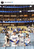 「大谷翔平に山本由伸！？ニコラス・ケイジの日本人妻、ドジャースタジアムで豪華ショット「このお２人と並ぶなら…」芝田璃子が公開」の画像1