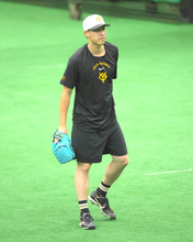 巨人・石田隼都が今季限りで現役引退…トミー・ジョン手術から２年も痛み引かず「腕が振れなくなった」