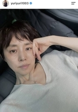 ５７歳・人気女優の近影に騒然「すっぴんですか？」「ガラリと雰囲気が」「おー！久しぶり」石田ゆり子