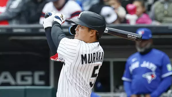 村上宗隆が日米通算２５０号！　王さんの記録を２７日更新する“史上最年少”は盟友・岡本との４番対決で達成