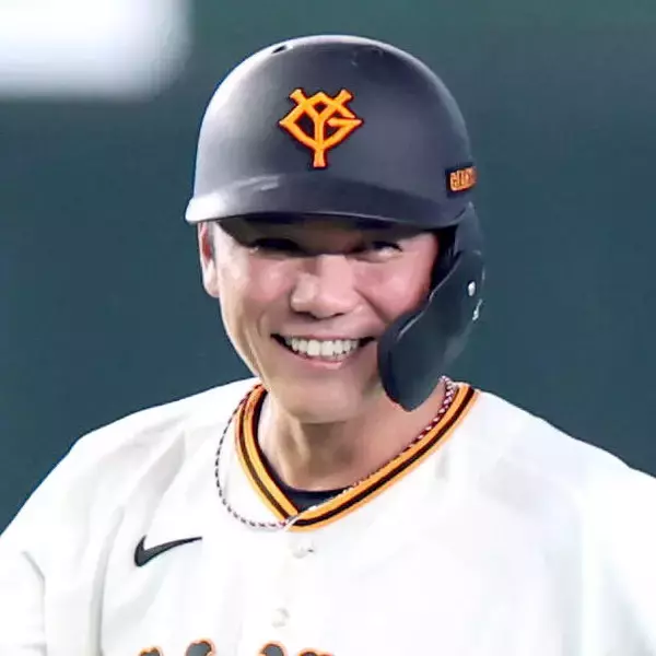 【巨人】坂本勇人、延長１２回の逆転サヨナラ弾で通算３００本塁打達成！「一生忘れないと思います」史上４８人目…球団の右打者では長嶋茂雄、原辰徳に次ぐ３人目
