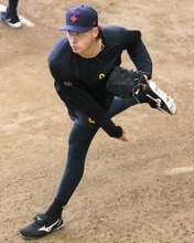 【巨人】堀田賢慎ＶＳ湯浅大　キャンプ前にもうフリー打撃登板…ブルペンでは小林誠司から「ナイスボール！」