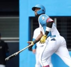 【日本ハム】新助っ人“かっちゃん”ことカストロが来日１号「打った瞬間ホームラン」　チームに溶け込み関西弁も習得中