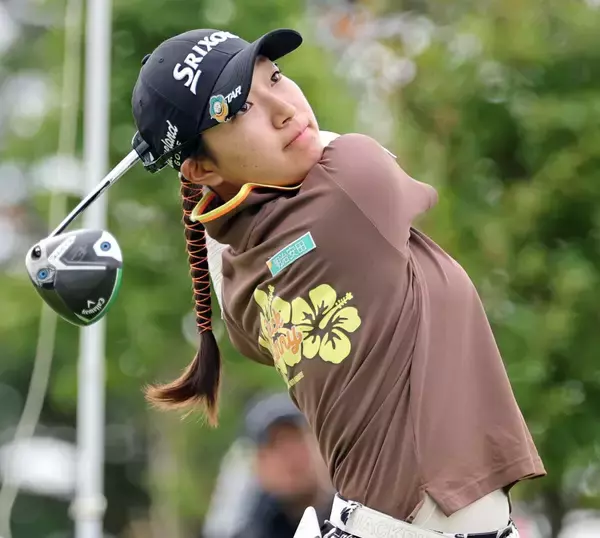 【女子ゴルフ】１８歳アマ長沢愛羅、１４６センチの大須賀望、９年ぶりＶ狙う永井花奈が首位で最終日へ　馬場咲希は予選落ち