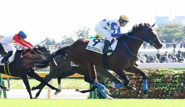 【東京５Ｒ・２歳新馬】伏兵グロリアススマイルが並み居る良血を撃破　戸崎圭太騎手「最後の伸びは良かった」