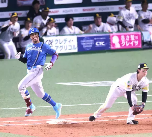 【日本ハム】万波中正がＣＳのパ・リーグタイ記録となる２併殺打「今日はやっぱり、悔しい」