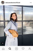 滝沢カレンが春服コーデ公開「＃肩に乗せる枚数が減ってきたな」ハッシュタグのセンスをファン絶賛
