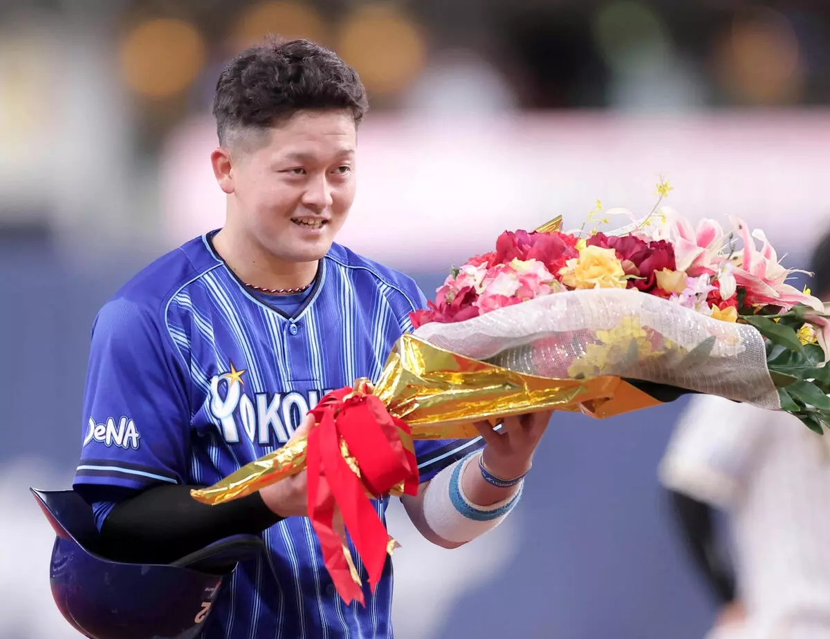 新人で史上初 サイクル達成