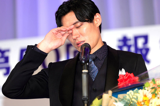 新人賞・松谷鷹也、昨年は平泉成のスタッフで参加した舞台…「来年は鷹也かな」と激励受け「本当に実現」…報知映画賞表彰式