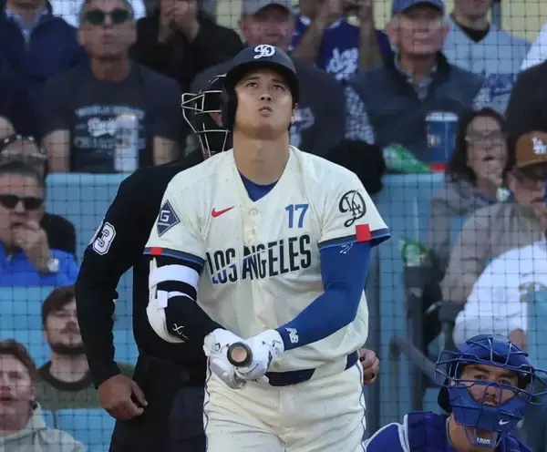 ドジャース、１回表シーハンがプレーボール２球目に先頭弾被弾→１回裏に大谷翔平が先頭弾返し　電光石火の同点劇に本拠地熱狂