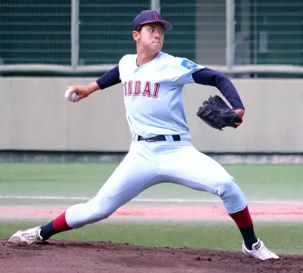 【大学野球】最速１５４キロ右腕の近大・宮原廉が５回無失点で立命大・有馬伽久とのドラフト候補対決制す「先制するまで、点を許さない」