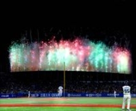 花火で中断後に三盗許す…マルティネスまさか２失点今季初のサヨナラ負けに「こういうこともある」巨人・阿部監督