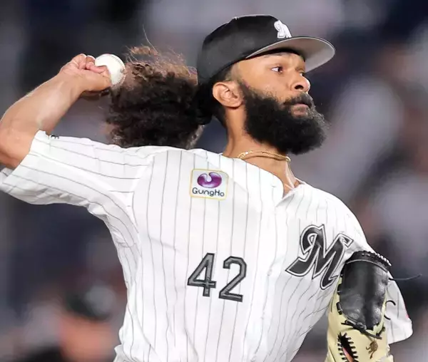 【ロッテ】先発投手が２０試合ぶりの白星　アンドレ・ジャクソンが７回１安打１２奪三振無失点で２勝目挙げる