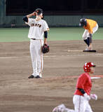 「【巨人】戸郷翔征は５回３失点で今季初勝利はお預け　杉内投手チーフコーチ「なんとか勝たせてあげたい」」の画像1