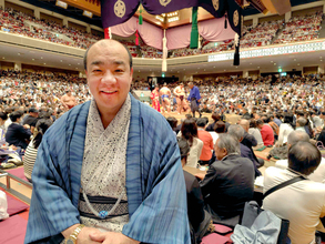 幕内全取組に計６６５万円の懸賞　にしたんクリニックの西村社長「力士に対する僕のリスペクト」