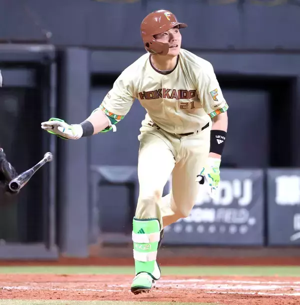 【日本ハム】清宮幸太郎が５年連続２桁弾「通過点といえば通過点ですけど、ひとまずよかった」９回２点差に迫る右越え１０号ソロ