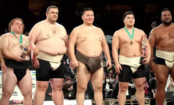 【白鵬杯】白鵬さん、相撲ＧＳ構想の実現へ「来年はもっと大きなものを見せたい」　エキシビションマッチに元大関・把瑠都らが参加