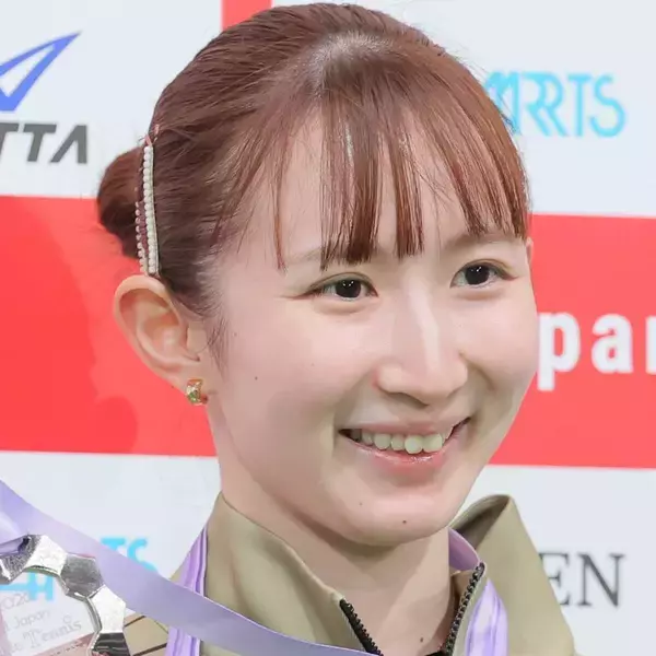 早田ひな、“新しい家族”を紹介！「かわいいの大渋滞」「めっちゃ美貌」ハムスターと２ショットが反響