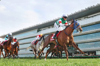 【報知杯ＦＲ】１０番人気伏兵ギリーズボール強烈な末脚で重賞初勝利　桜花賞切符ゲット　手塚久調教師「思った以上に力があるね」