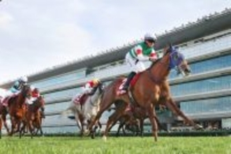 【報知杯ＦＲ】１０番人気伏兵ギリーズボール強烈な末脚で重賞初勝利　桜花賞切符ゲット　手塚久調教師「思った以上に力があるね」