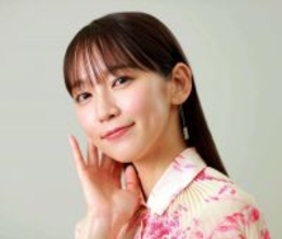 吉岡里帆の“報告”にネット騒然「まさか」「きゃーー！」妖艶姿にくぎ付け「前より色気がヤバくなってる」