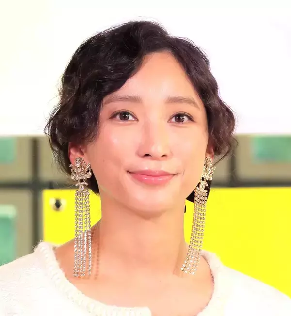 「子供の話もいろいろ書いてたりもするので」…杏「ノンストップ！」の独占インタビューで９年ぶり「エッセー」への思いを明かす「ありのままの自分の姿…初めて出した」