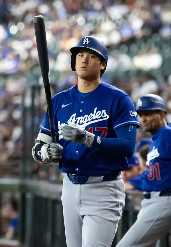 大谷翔平、６月初ヒットは左中間二塁打　両手フリフリで“衝突”のハプニングも…先制の生還　ミスター・ジューンが注目の初戦