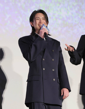 綱啓永　実写映画「ブルーロック」の撮影裏話を告白　遅れてのクランクインも「みんなが受け入れてくれて大好き」と感謝