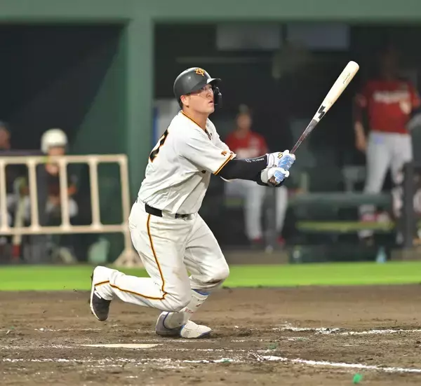 【巨人】岸田行倫が復活のソロアーチ　１５０キロを逆方向へ　右膝打撲から復帰初戦は３の２…２軍戦