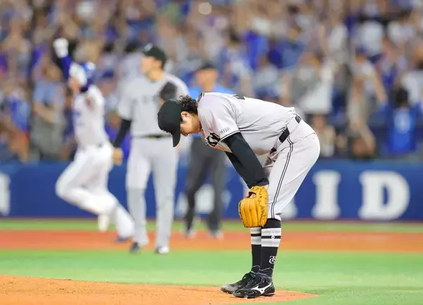 巨人・橋上監督代行「仕方ない」慎重策も８四死球じゃ…今季４度目サヨナラ負けで８月カード頭５戦４敗で勢い乗れず