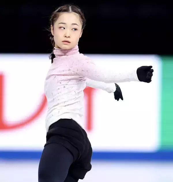 島田麻央　３回転半、４回転トウループ降りる順調調整　３ＡジャンパーがズラリのＧＰファイナル「しっかりと決めたい」