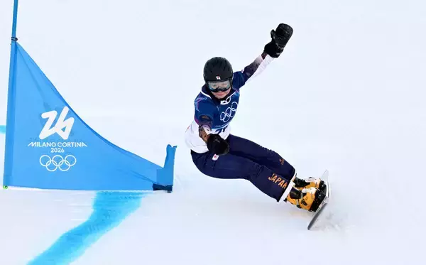 【五輪】スノボ女子パラレル大回転　金メダル候補の三木つばきは３位で予選突破　頂点まであと４レース