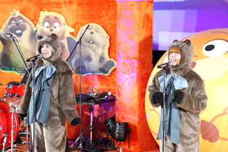 ＰＵＦＦＹ　ビーバー姿で歌唱披露「ちょっとやり過ぎましたか？」芳根京子は大感激