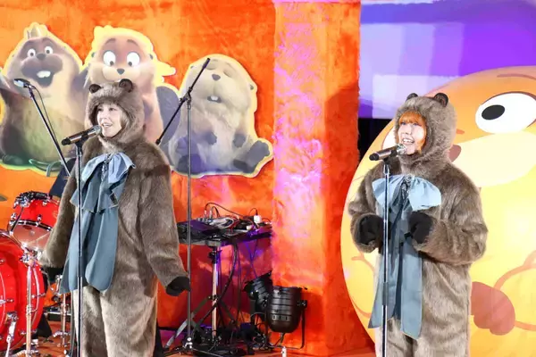 ＰＵＦＦＹ　ビーバー姿で歌唱披露「ちょっとやり過ぎましたか？」芳根京子は大感激